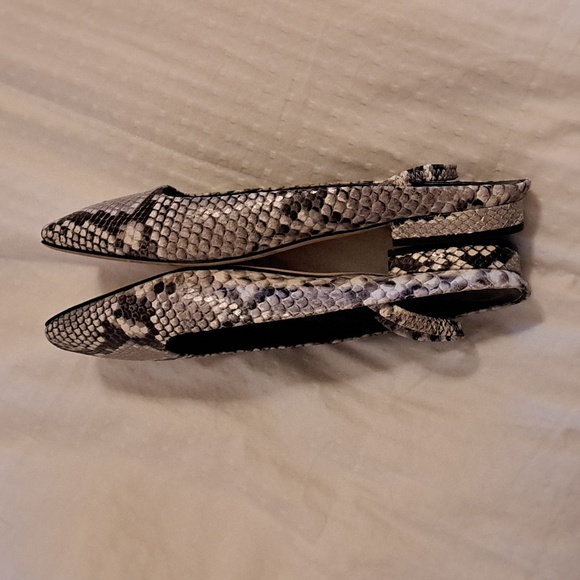 M Gemi snakeskin ballet flats w/ squared off toe 39 (8.5) - Picture 10 of 12